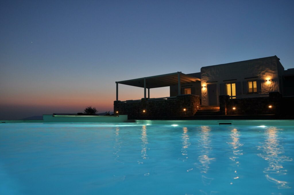 13411682_607600336080031_7131346413592298764_o svg+xml;charset=utf