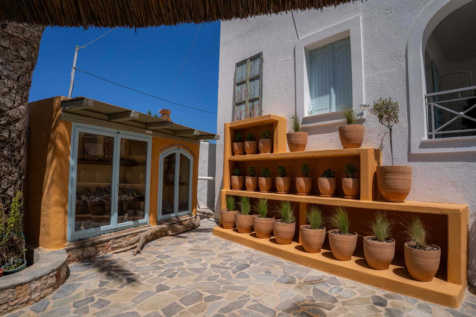 places-to-stay-in-koufonissia-general-3 svg+xml;charset=utf