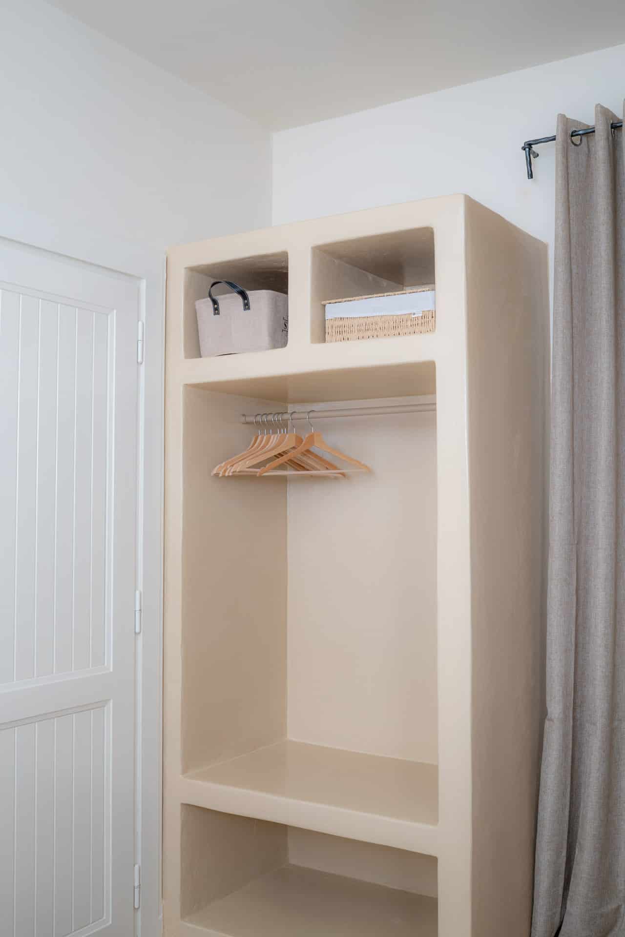 places-to-stay-in-koufonissia-standard-double-room-21 svg+xml;charset=utf