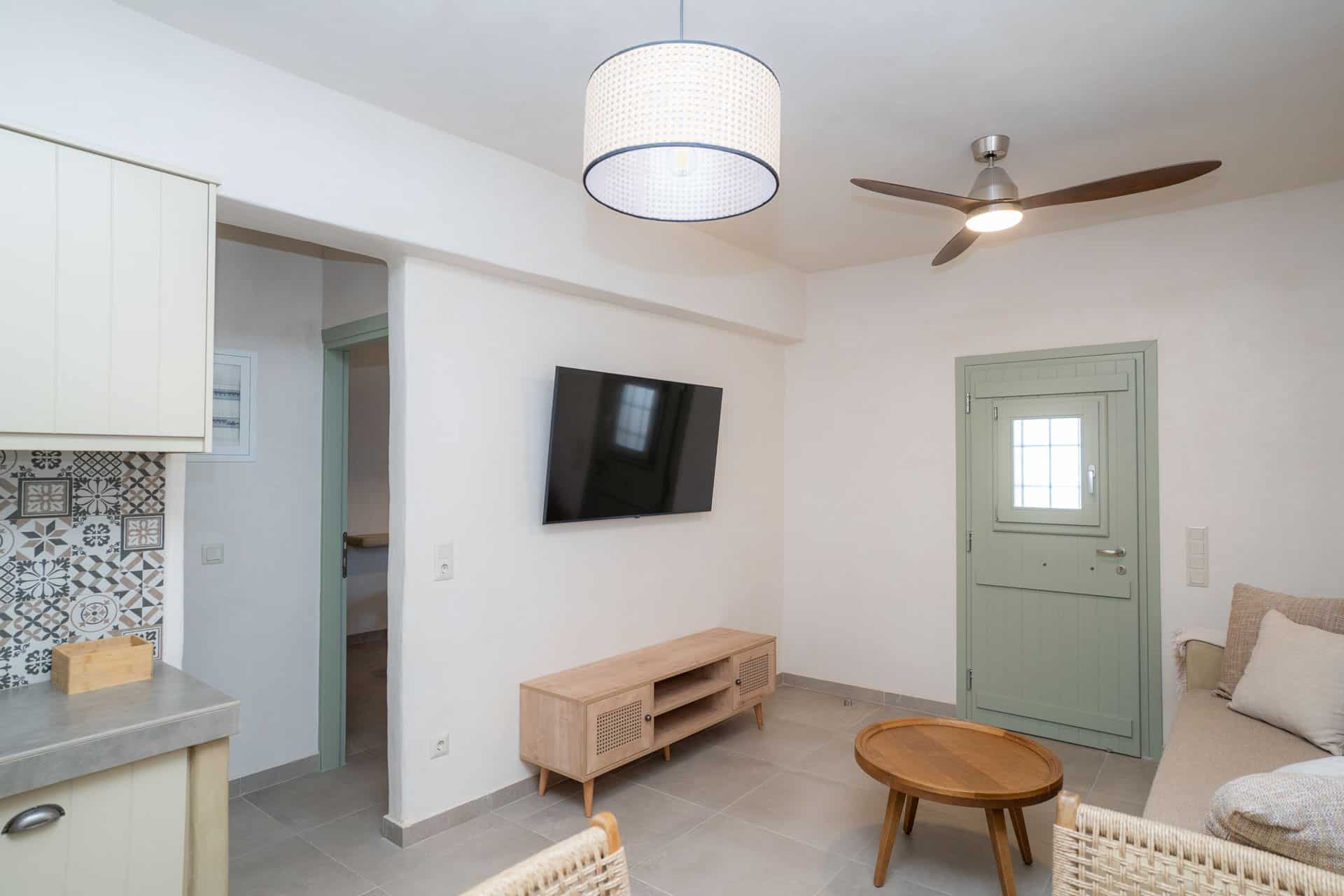 small-cyclades-houses-schinoussa-40 svg+xml;charset=utf