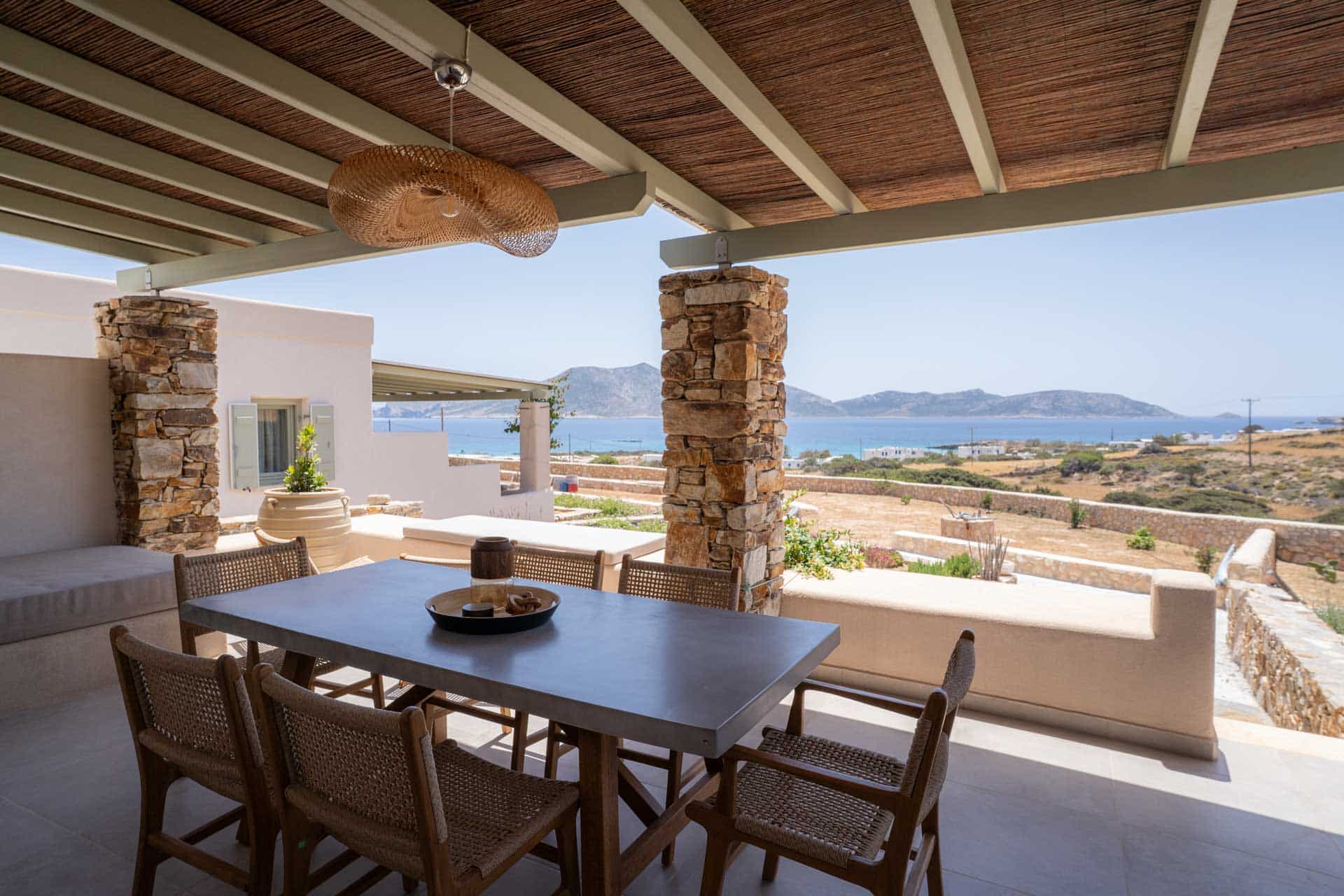 small-cyclades-houses-schinoussa-59 svg+xml;charset=utf